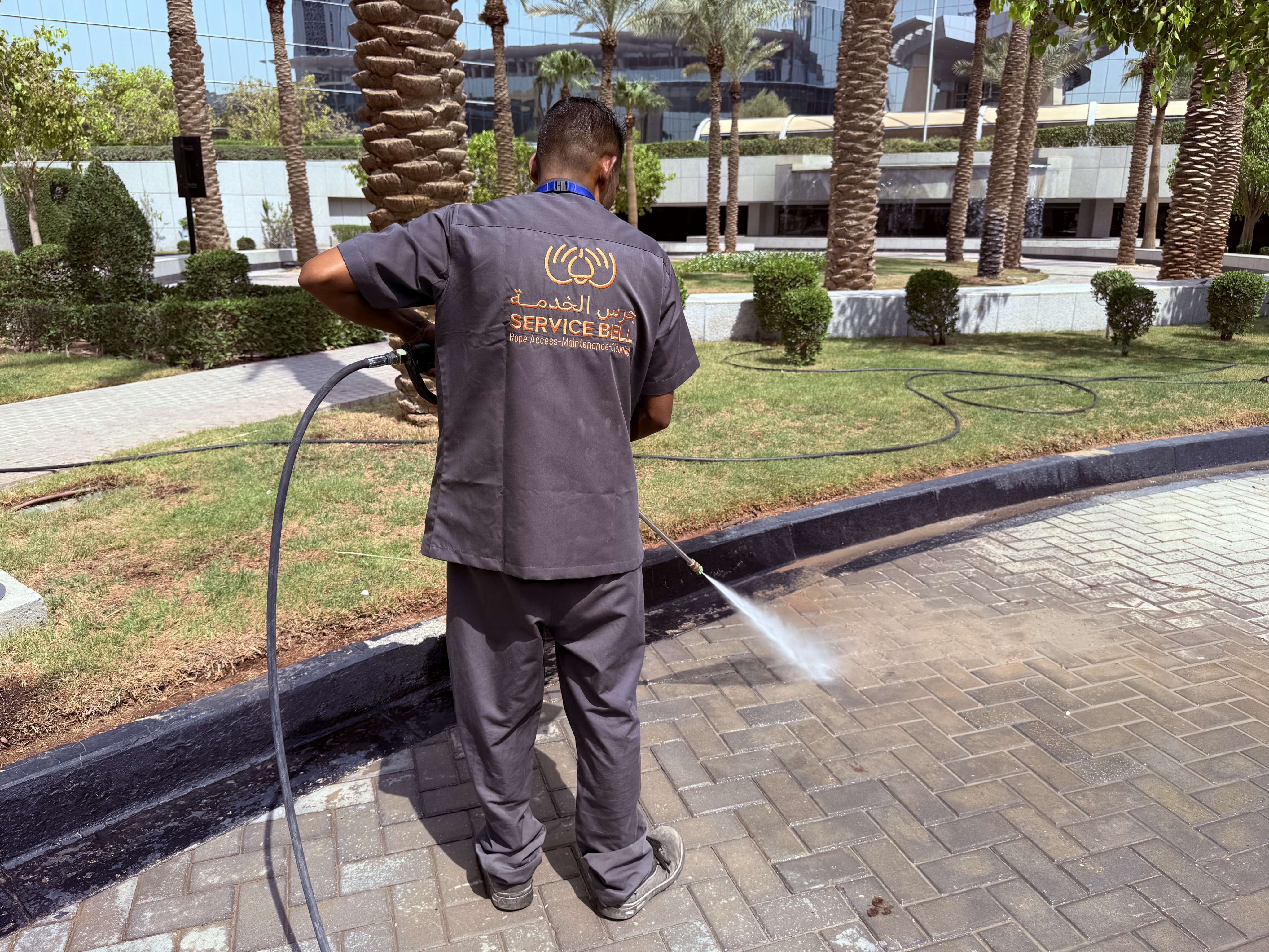 التخطيط الذكي لمشاريع الواجهات الكبرى